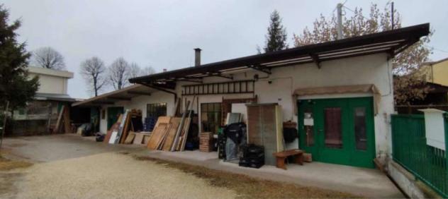 negozio in vendita a San Giovanni Lupatoto