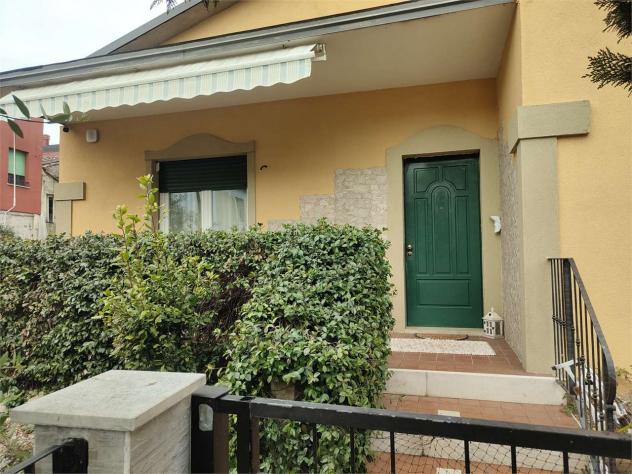 casa indipendente in vendita a San Giovanni Lupatoto in zona Raldon