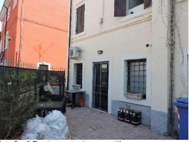 negozio in vendita a San Giovanni Lupatoto in zona Raldon