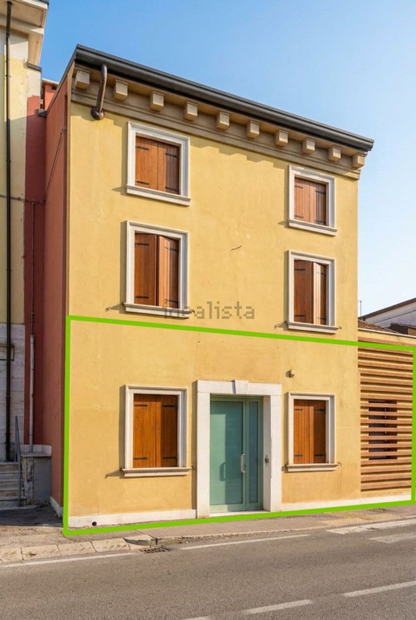 appartamento in vendita a San Giovanni Lupatoto in zona Pozzo