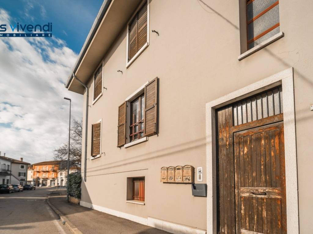 appartamento in vendita a San Giovanni Lupatoto in zona Raldon