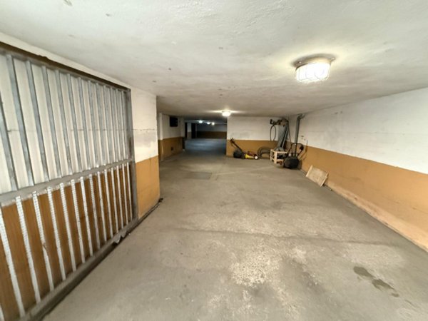 locale di sgombero in vendita a San Giovanni Lupatoto in zona Raldon