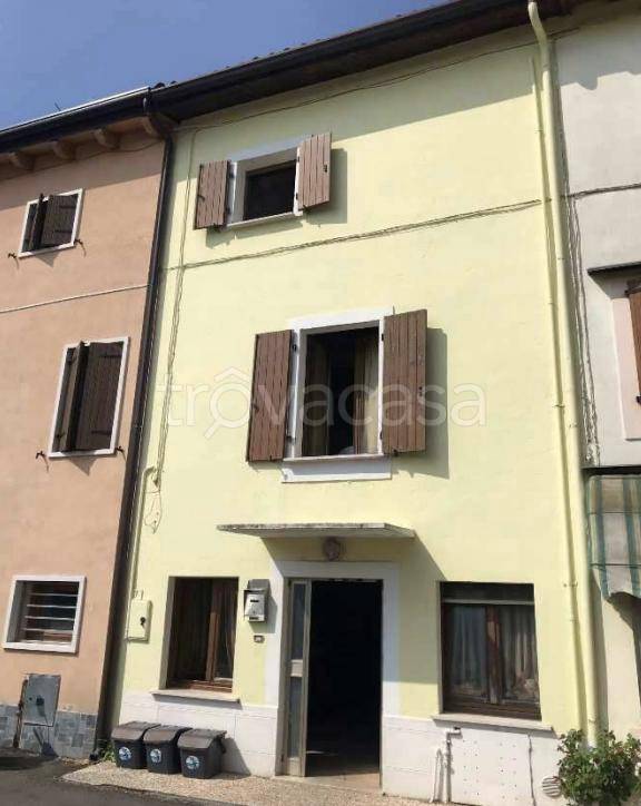 casa indipendente in vendita a San Giovanni Lupatoto in zona Pozzo