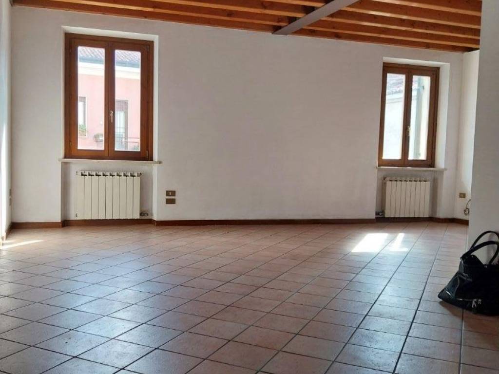 appartamento in vendita a San Giovanni Lupatoto in zona Pozzo