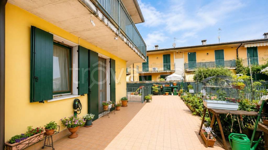 appartamento in vendita a San Giovanni Lupatoto in zona Pozzo