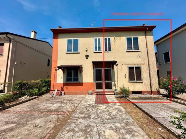 casa indipendente in vendita a San Giovanni Lupatoto in zona Pozzo