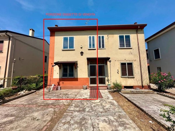 casa indipendente in vendita a San Giovanni Lupatoto in zona Pozzo