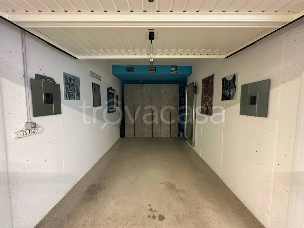 box auto in vendita a San Giovanni Lupatoto in zona Pozzo