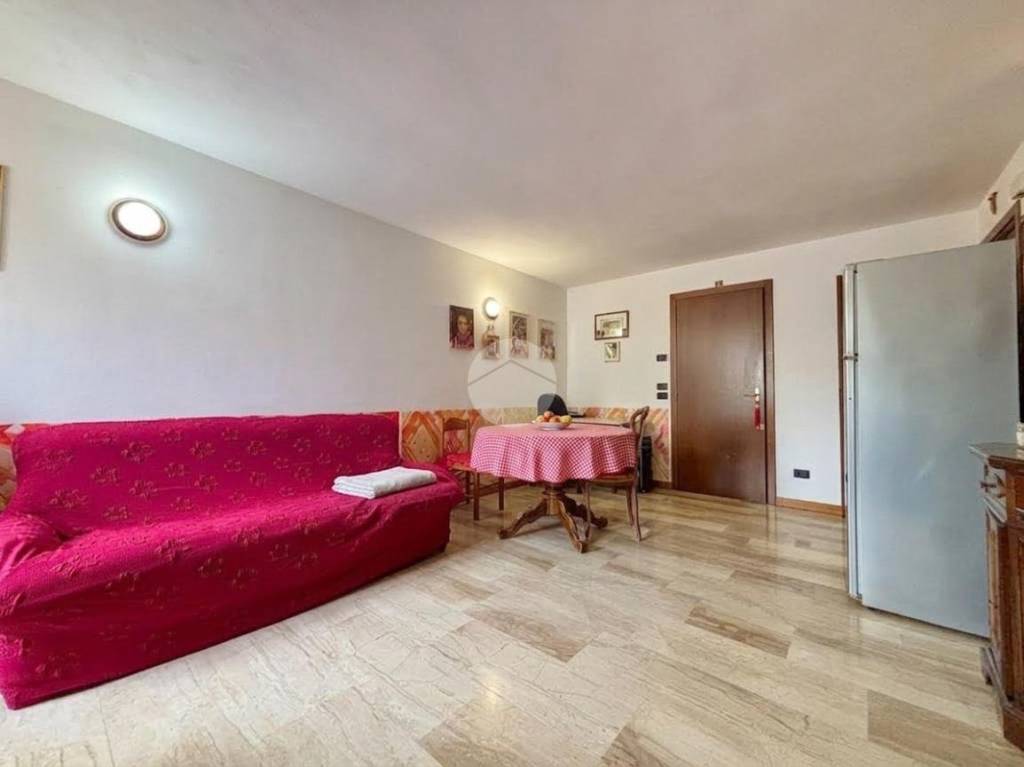 casa indipendente in vendita a San Giovanni Lupatoto in zona Pozzo