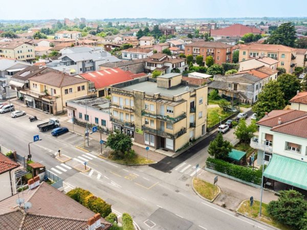 intera palazzina in vendita a San Giovanni Lupatoto in zona Pozzo