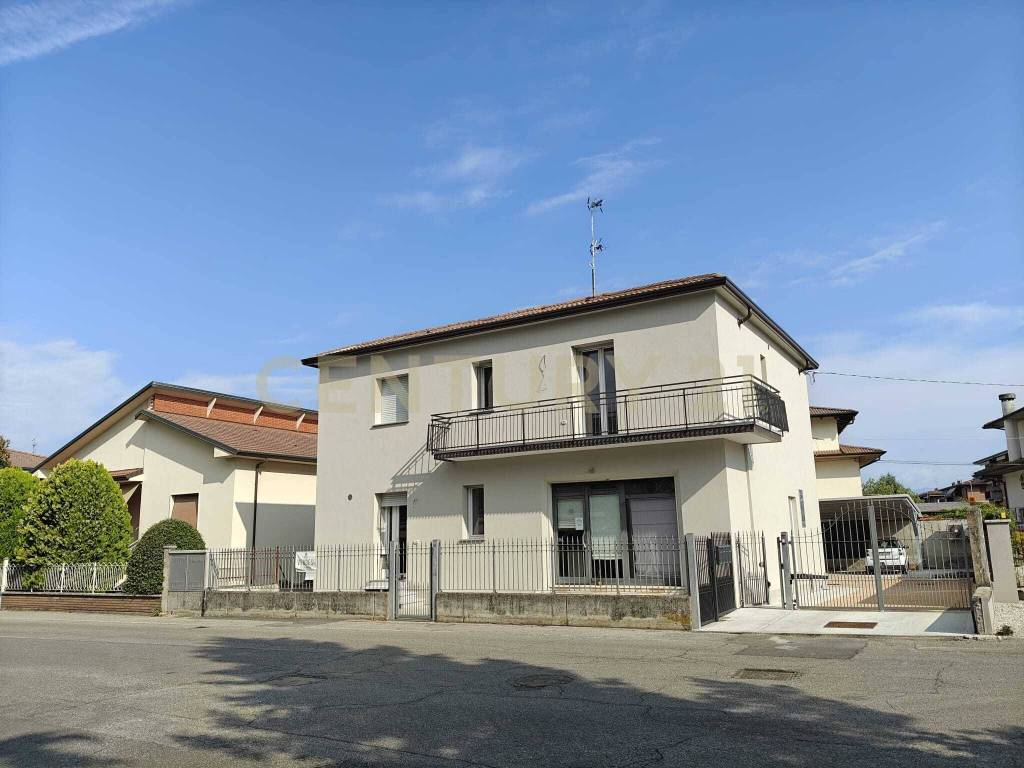 appartamento in vendita a San Giovanni Lupatoto in zona Pozzo