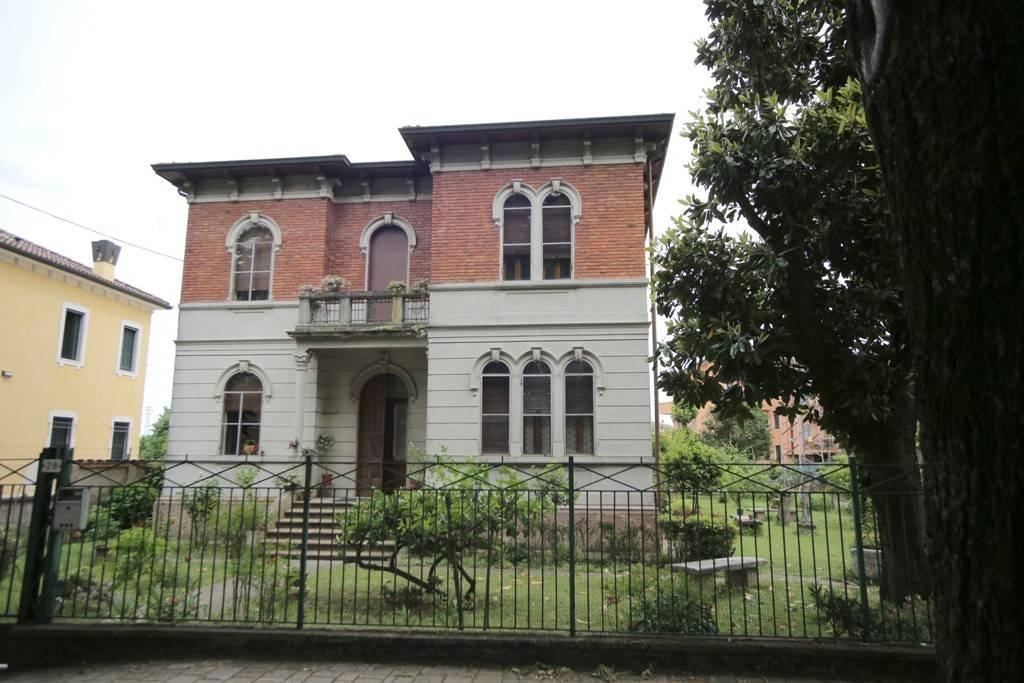 casa indipendente in vendita a Sanguinetto