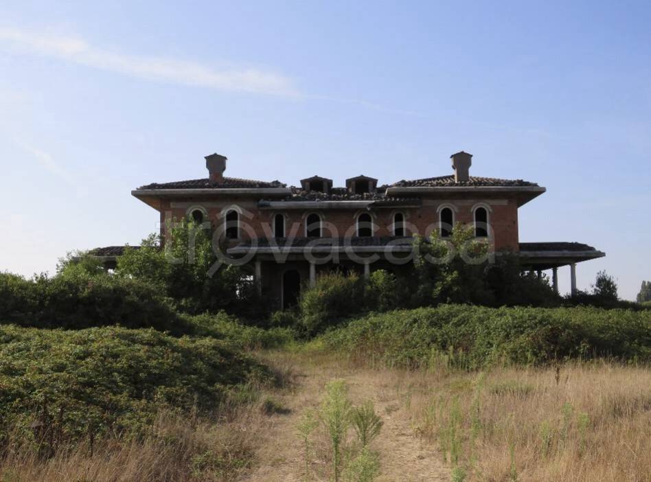 terreno edificabile in vendita a Sanguinetto
