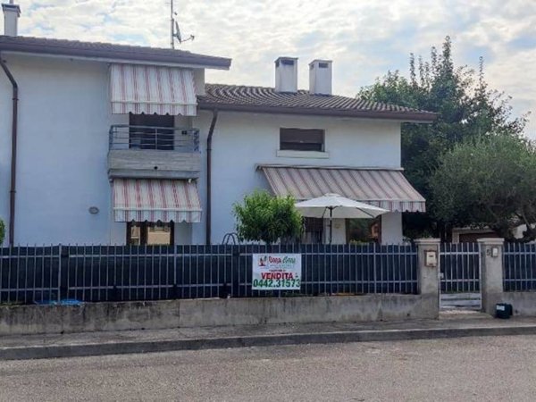 casa indipendente in vendita a Sanguinetto