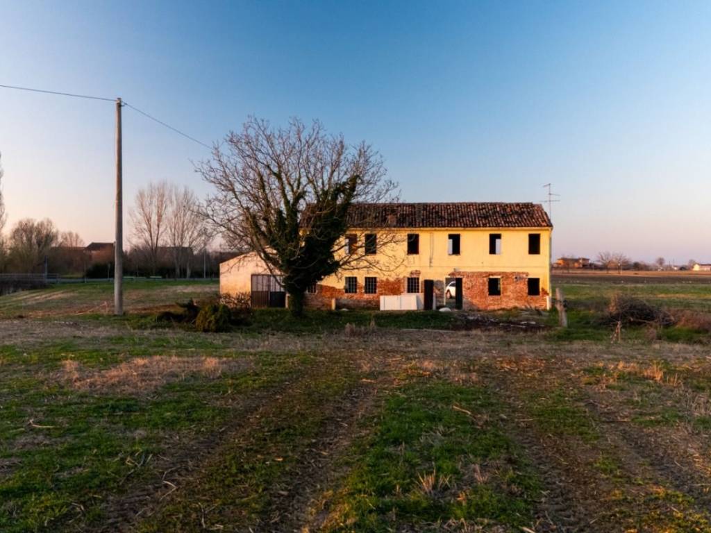 casa indipendente in vendita a Sanguinetto