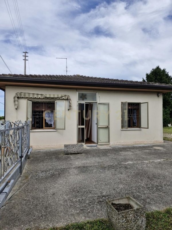 casa indipendente in vendita a Sanguinetto