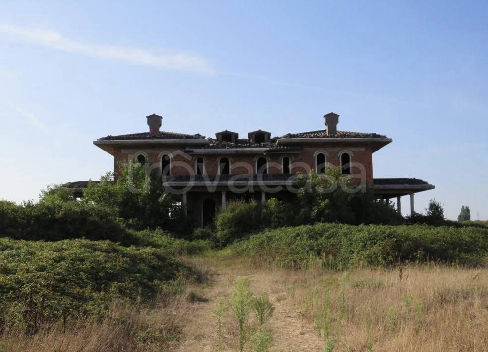 terreno edificabile in vendita a Sanguinetto