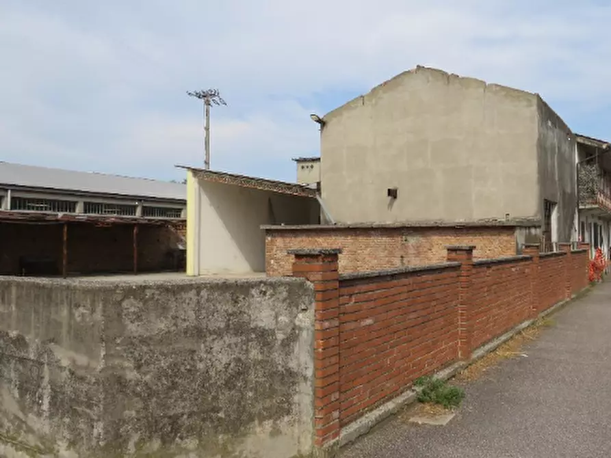 locale di sgombero in vendita a Sanguinetto