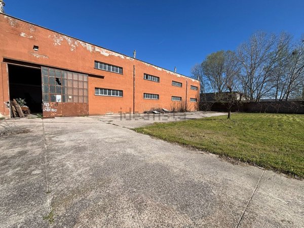 capannone in vendita a Sanguinetto