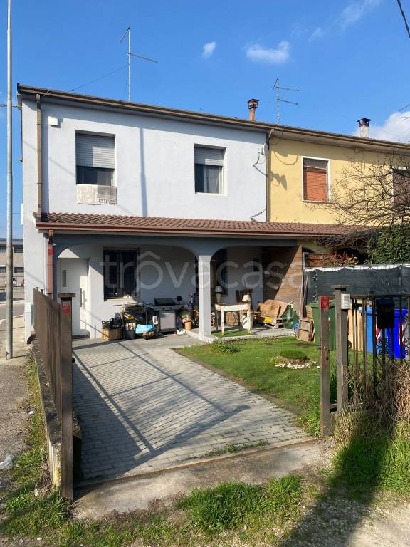 casa indipendente in vendita a Sanguinetto