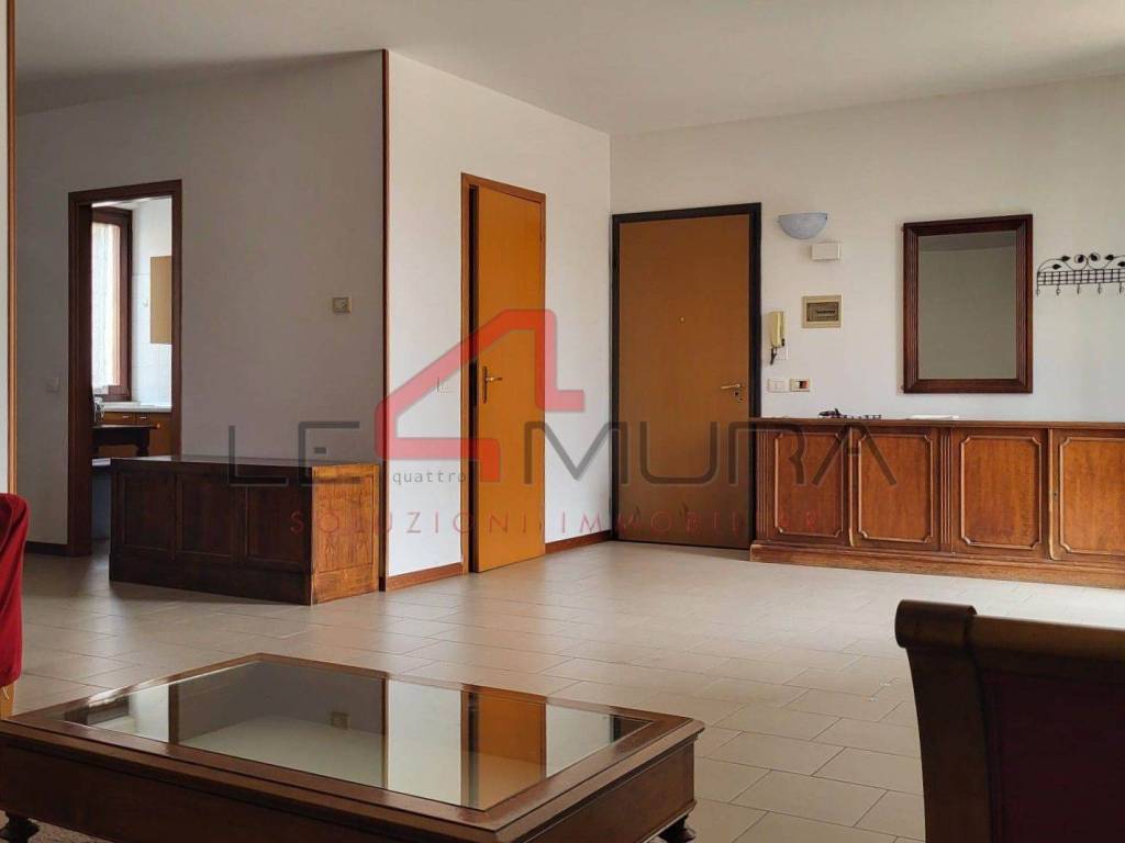 appartamento in vendita a Sanguinetto in zona Venera
