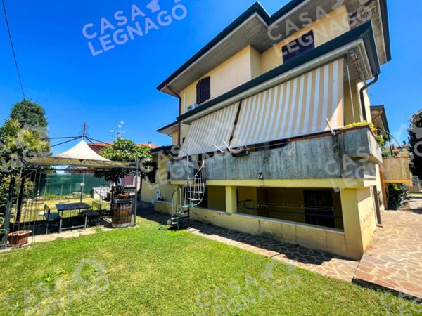 casa indipendente in vendita a Sanguinetto in zona Venera