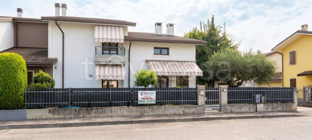 casa indipendente in vendita a Sanguinetto in zona Venera