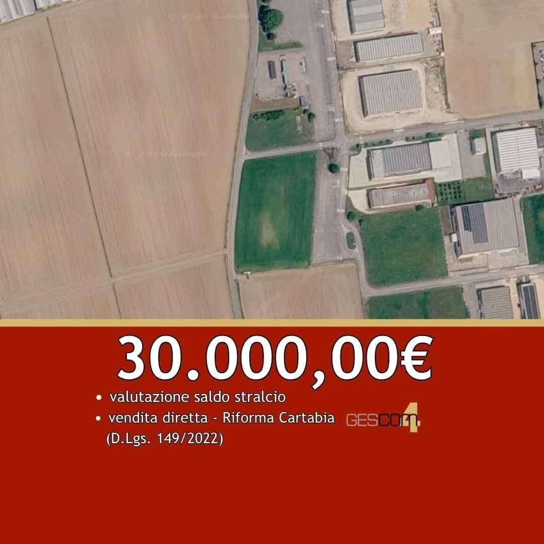 terreno in vendita a Sanguinetto in zona Venera