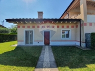 casa indipendente in vendita a San Martino Buon Albergo