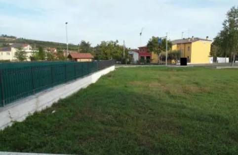 terreno edificabile in vendita a San Martino Buon Albergo