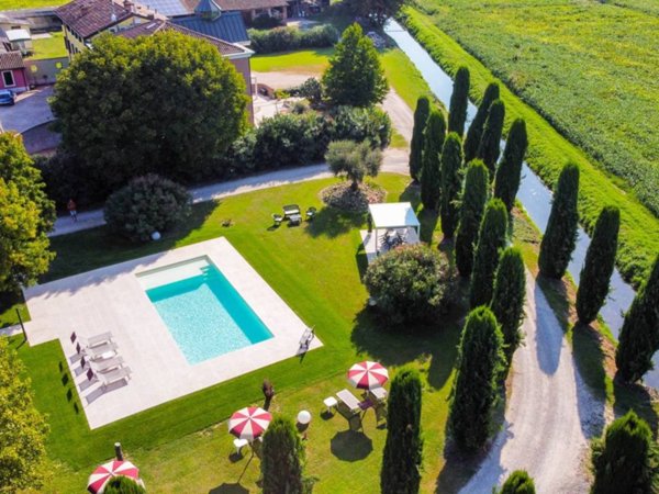 intera palazzina in vendita a San Martino Buon Albergo