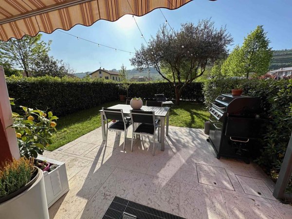 casa indipendente in vendita a San Martino Buon Albergo