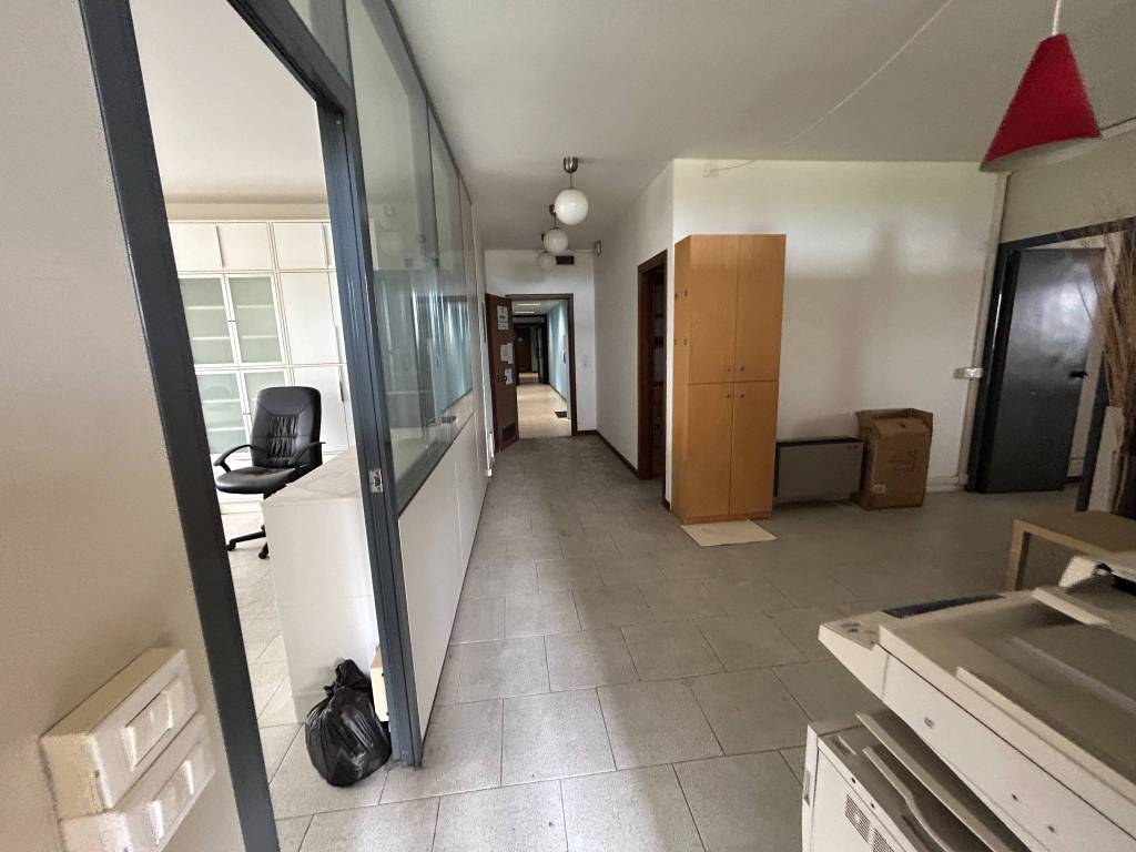 ufficio in vendita a San Martino Buon Albergo