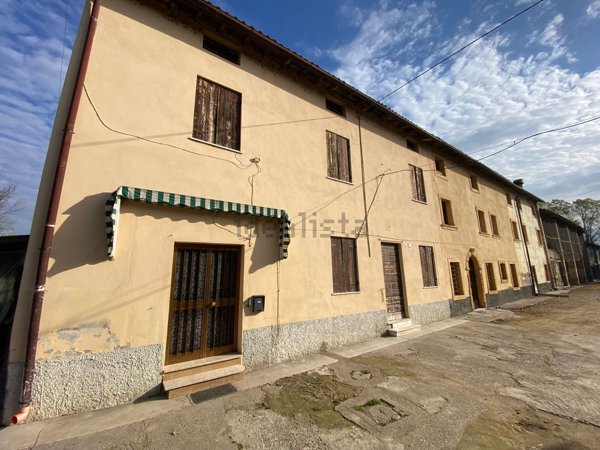 casa indipendente in vendita a San Martino Buon Albergo