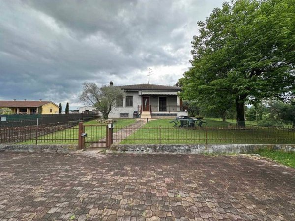 casa indipendente in vendita a San Martino Buon Albergo