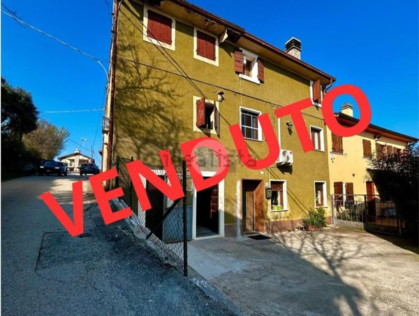 casa semindipendente in vendita a San Martino Buon Albergo