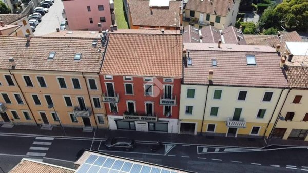 quadrivano in vendita a San Martino Buon Albergo