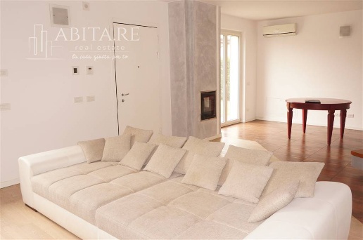 casa indipendente in vendita a San Martino Buon Albergo