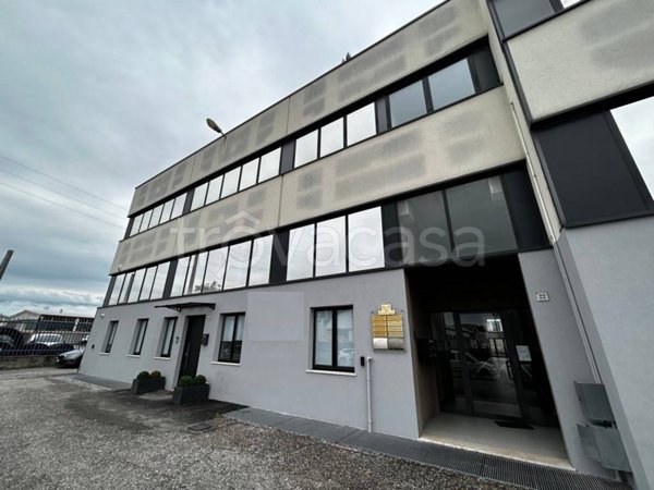 ufficio in vendita a San Martino Buon Albergo