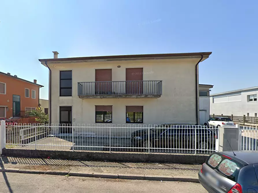 locale di sgombero in vendita a San Martino Buon Albergo