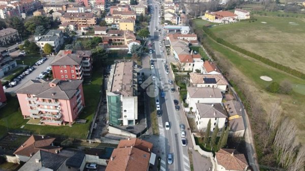 negozio in vendita a San Martino Buon Albergo