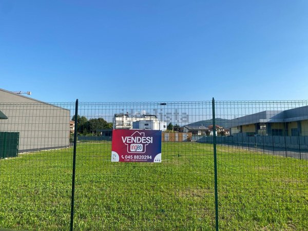 terreno edificabile in vendita a San Martino Buon Albergo