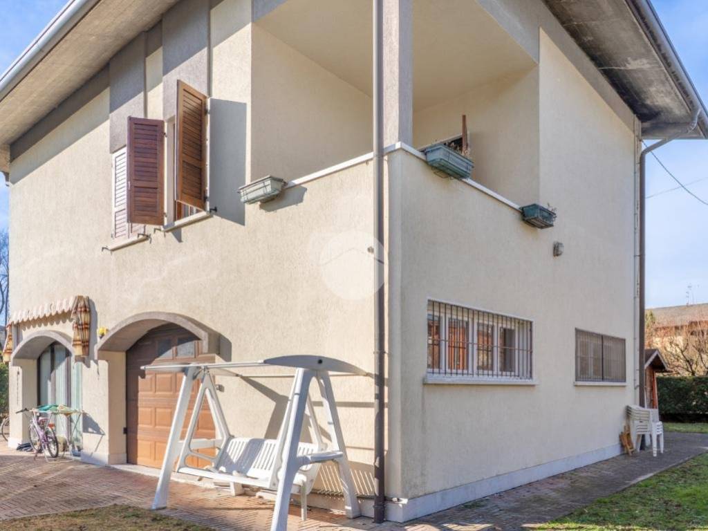 casa indipendente in vendita a San Martino Buon Albergo