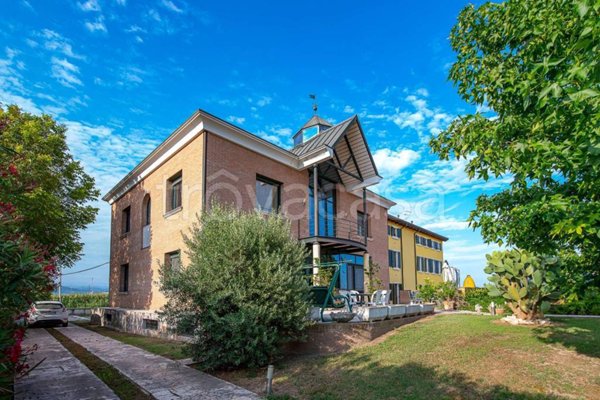 negozio in vendita a San Martino Buon Albergo