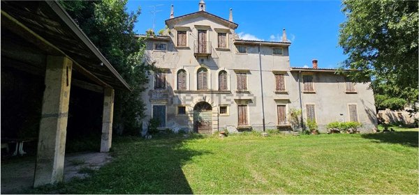 casa indipendente in vendita a San Martino Buon Albergo