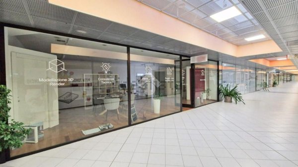 negozio in vendita a San Martino Buon Albergo