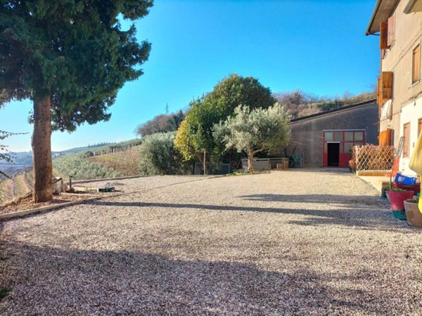 casa indipendente in vendita a San Martino Buon Albergo