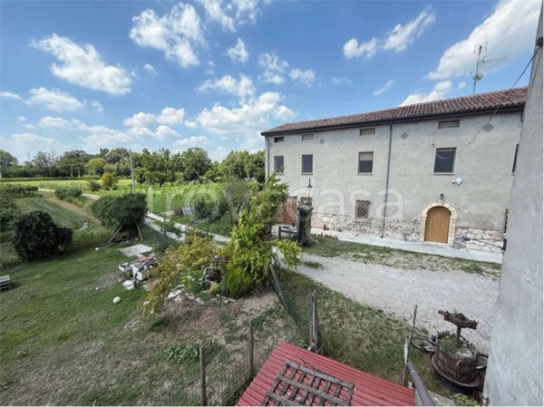casa indipendente in vendita a San Martino Buon Albergo