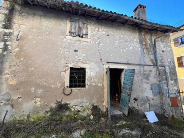 casa indipendente in vendita a San Martino Buon Albergo