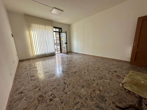 negozio in vendita a San Martino Buon Albergo